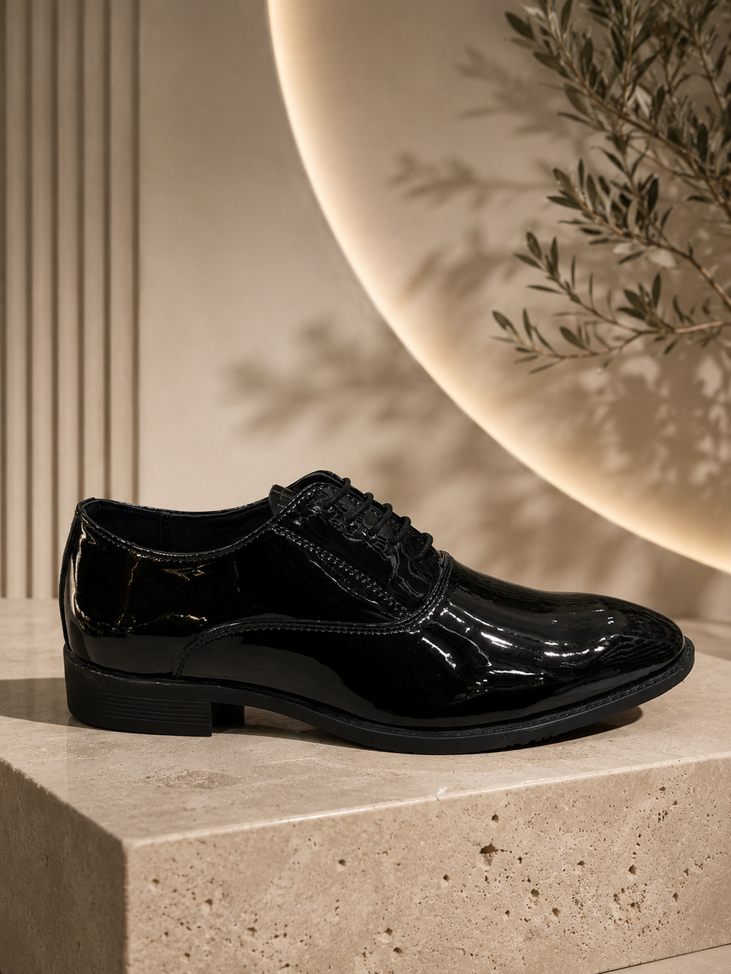 Italian patent shoes